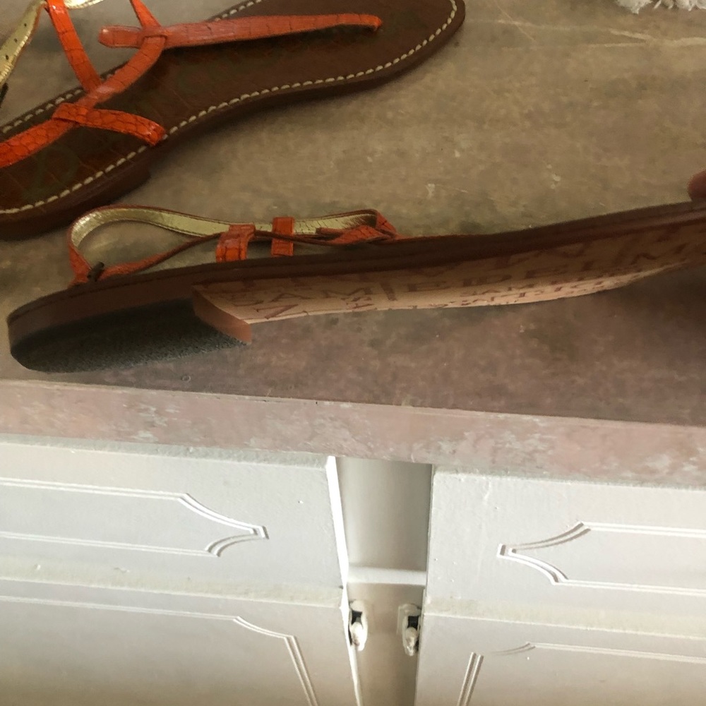Sandals - Picture 4 of 4